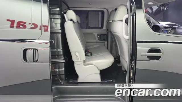 Hyundai Starex 2020 thumb 12