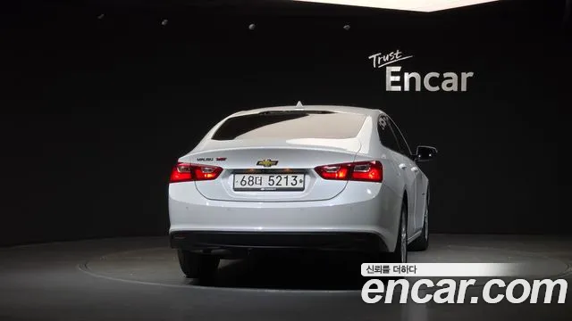 ChevroletGMDaewoo Malibu 2017 thumb 4