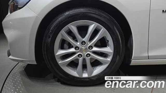 ChevroletGMDaewoo Malibu 2017 thumb 5