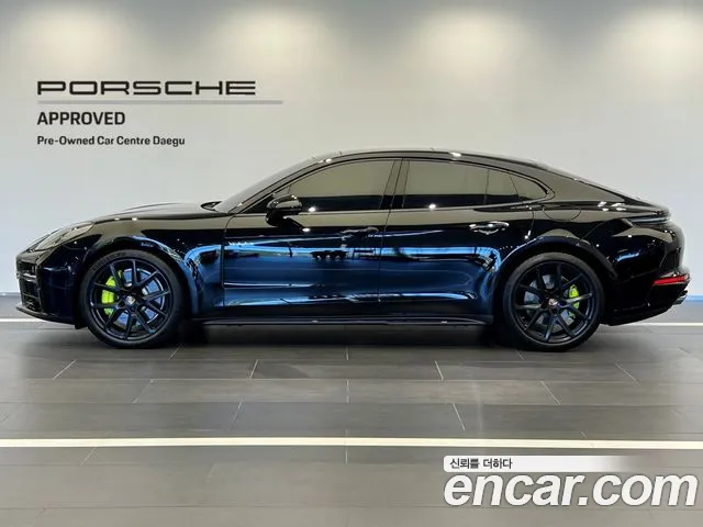 Porsche Panamera 2026 thumb 3