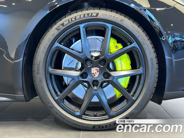 Porsche Panamera 2026 thumb 8