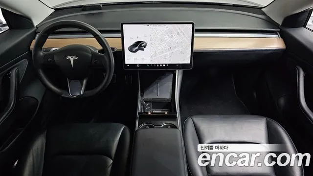 Tesla Model 3 2020 thumb 7