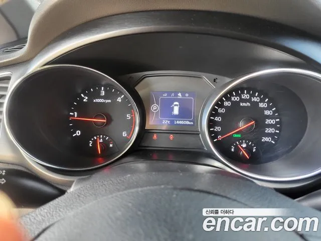 Kia Carnival 2018 thumb 8
