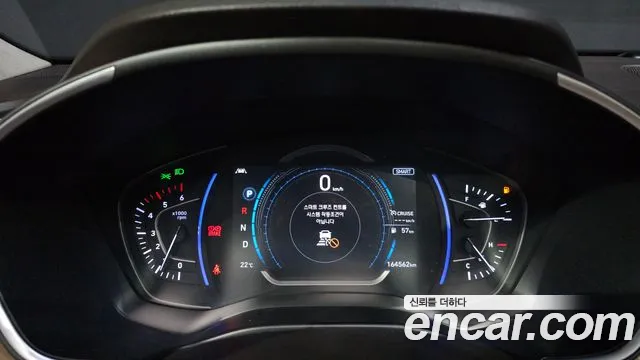 Hyundai Santa Fe 2018 thumb 8