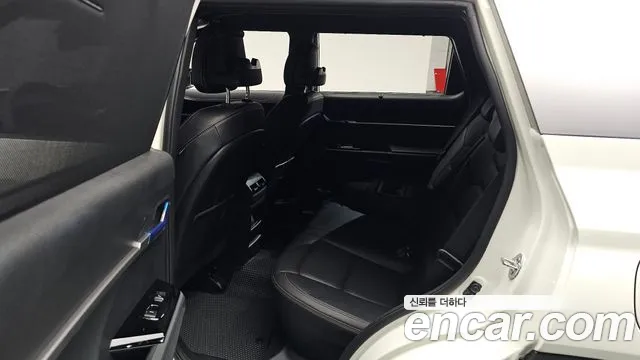 KG_Mobility_Ssangyong Torres 2025 thumb 11