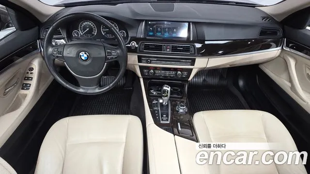 BMW 5-Series 2012 thumb 6