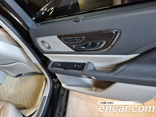 Lincoln Continental 2019 thumb 7