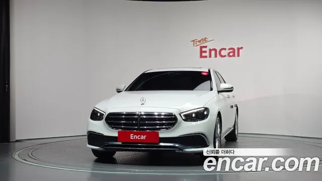 Mercedes-Benz E-Класс 2022 thumb 3