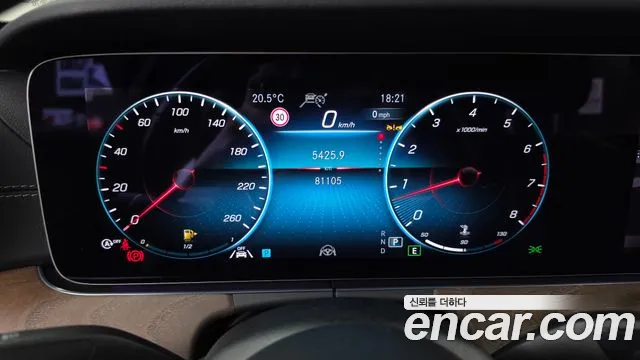 Mercedes-Benz E-Класс 2022 thumb 8