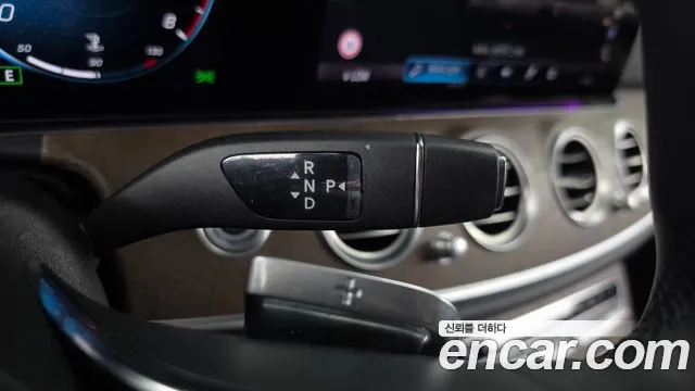 Mercedes-Benz E-Класс 2022 thumb 9
