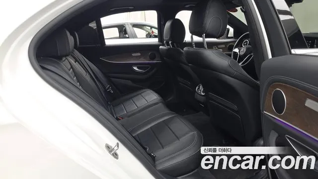Mercedes-Benz E-Класс 2022 thumb 12