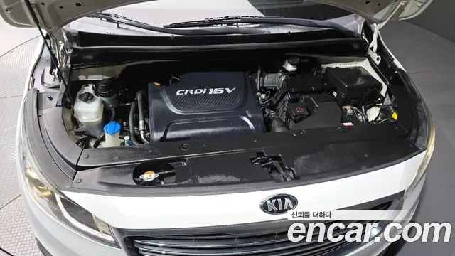 Kia Carnival 2016 thumb 6