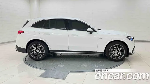 Mercedes-Benz GLC 2025 thumb 6