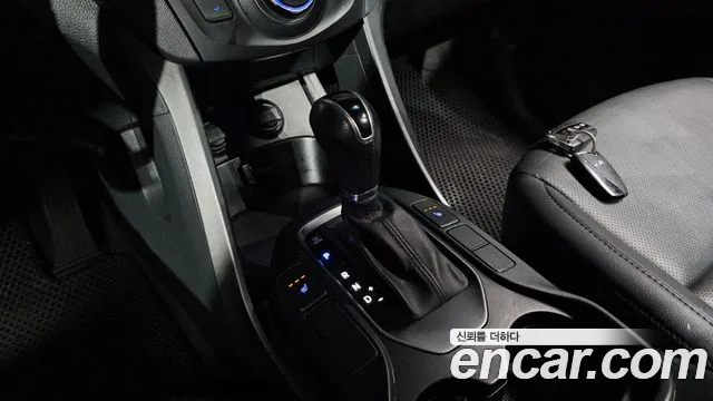 Hyundai Santa Fe 2015 thumb 9