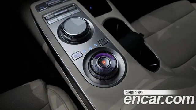 Genesis GV70 2021 thumb 8