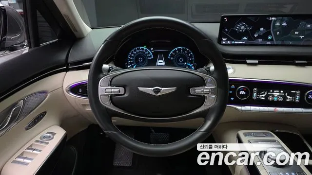 Genesis GV70 2021 thumb 12