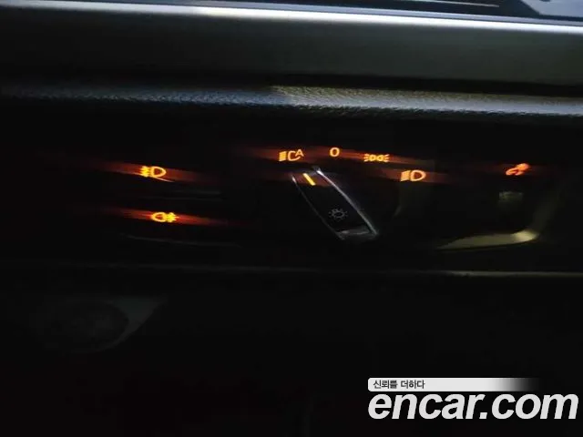 BMW 1-Series 2014 thumb 10