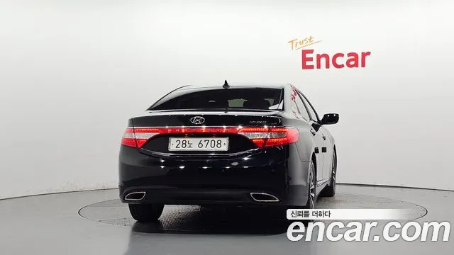 Hyundai Grandeur 2011 thumb 4