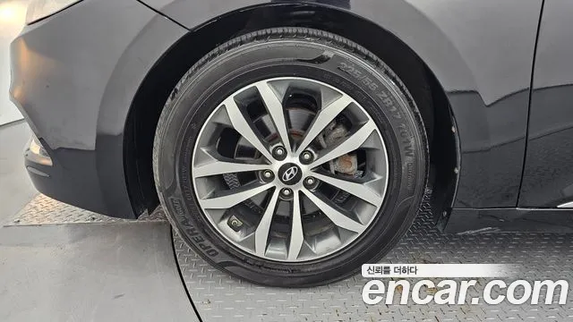 Hyundai Grandeur 2011 thumb 5