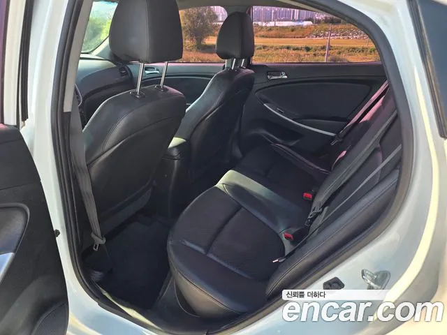 Hyundai Accent 2014 thumb 4