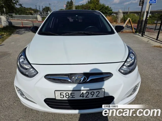 Hyundai Accent 2014 thumb 11