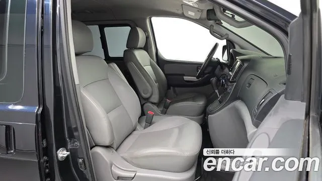 Hyundai Starex 2020 thumb 11