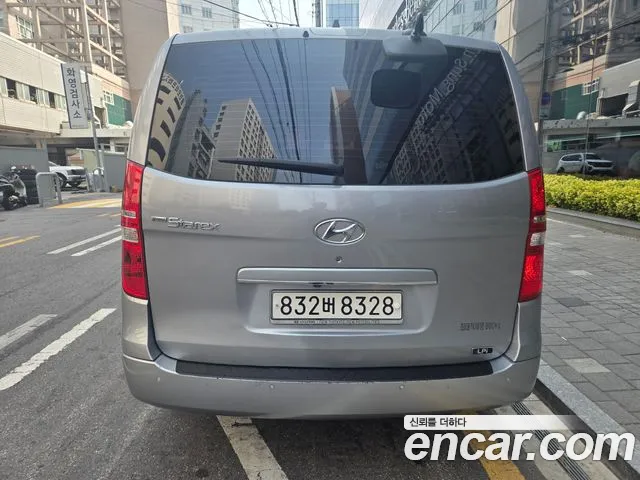 Hyundai Starex 2017 thumb 4