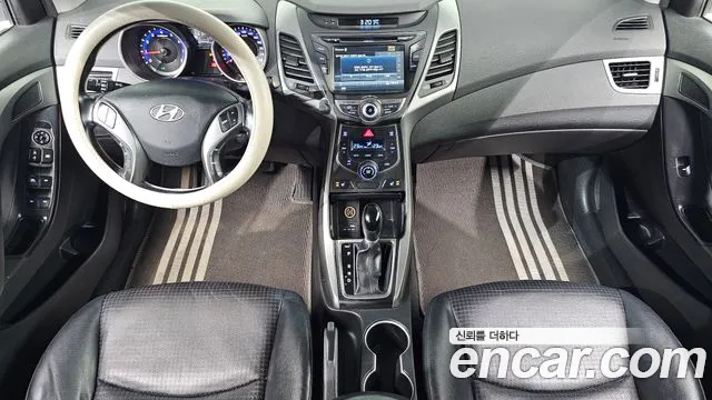 Hyundai Avante 2013 thumb 6