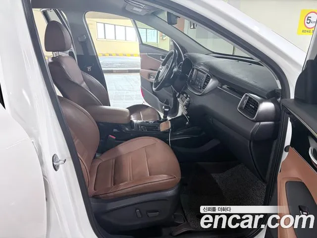 Kia Sorento 2018 thumb 10