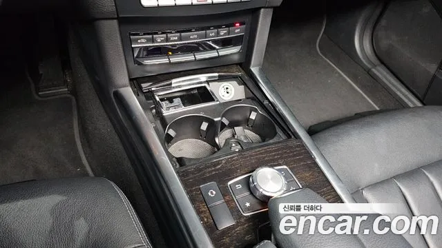 Mercedes-Benz E-Класс 2015 thumb 9