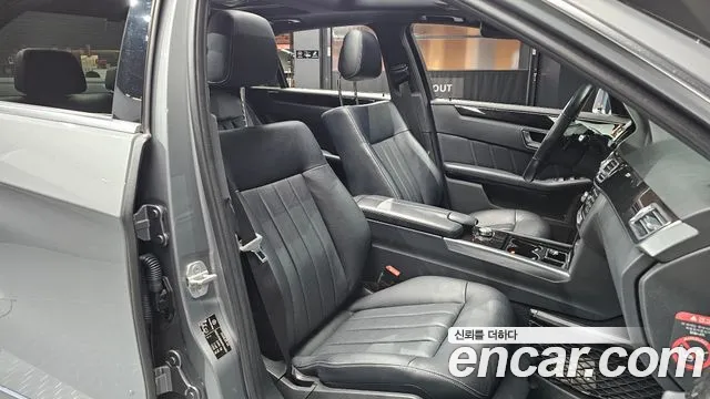 Mercedes-Benz E-Класс 2015 thumb 11