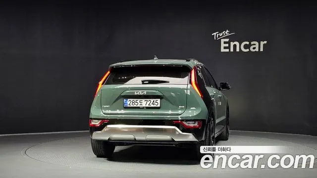 Kia Niro 2022 thumb 4