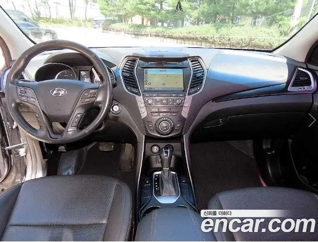 Hyundai Santa Fe 2016 thumb 7