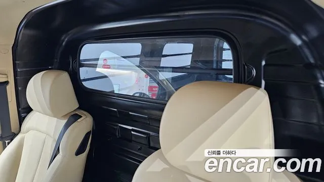 Hyundai Staria 2021 thumb 12