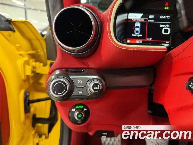 Ferrari 812 2020 thumb 8