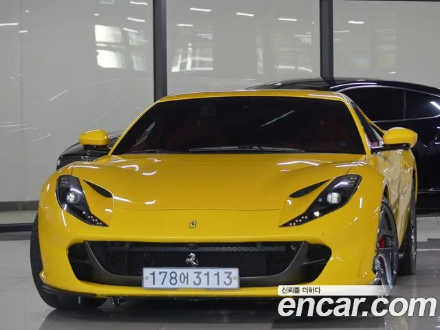 Ferrari 812 2020 thumb 12