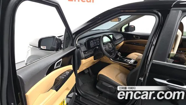 Kia Carnival 2023 thumb 10