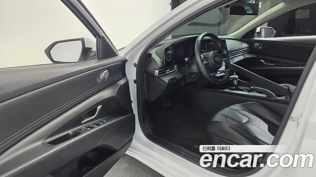 Hyundai Avante 2021 thumb 10