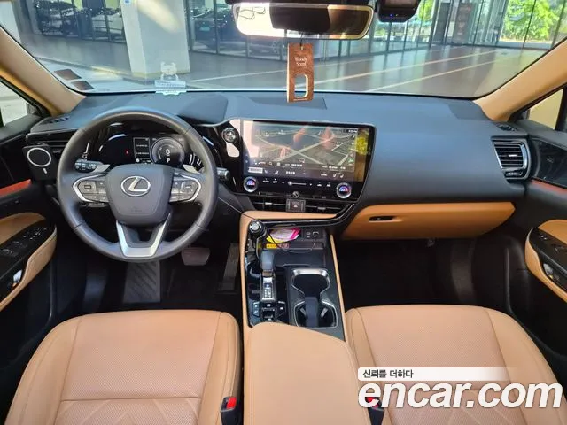 Lexus NX 2025 thumb 7