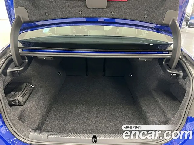 BMW M5 2025 thumb 10