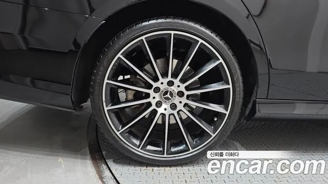 Mercedes-Benz E-Класс 2023 thumb 5