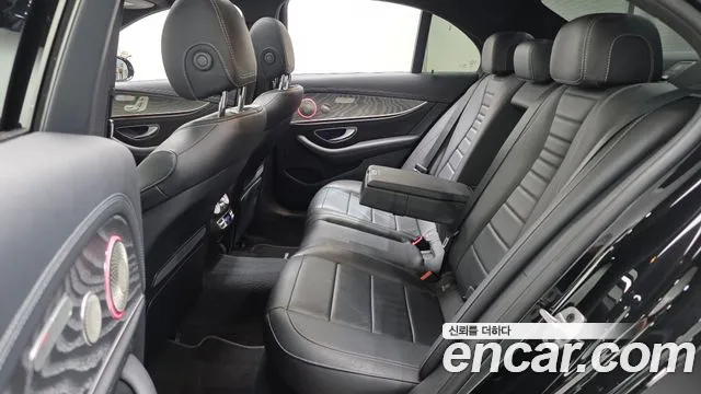Mercedes-Benz E-Класс 2023 thumb 12