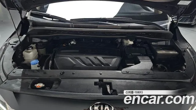 Kia Carnival 2020 thumb 5