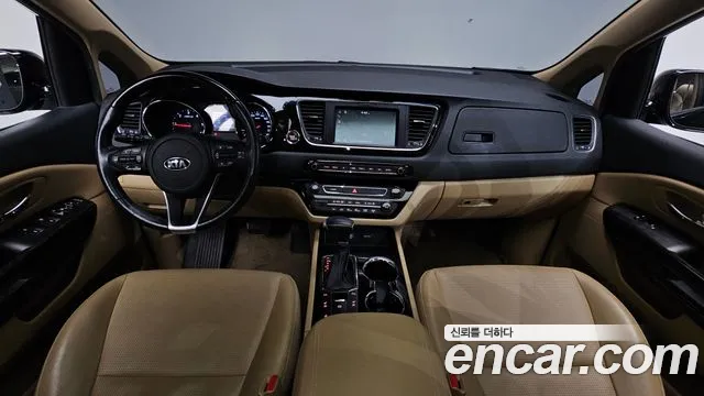 Kia Carnival 2020 thumb 6