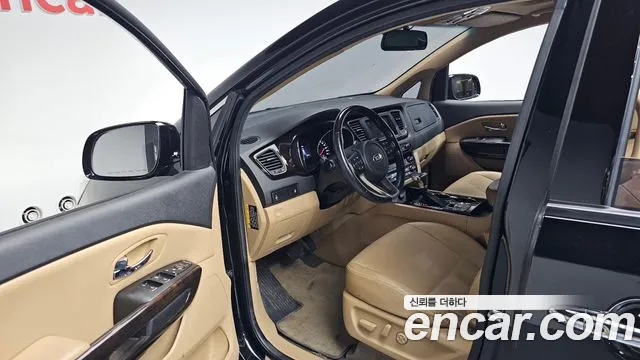 Kia Carnival 2020 thumb 9