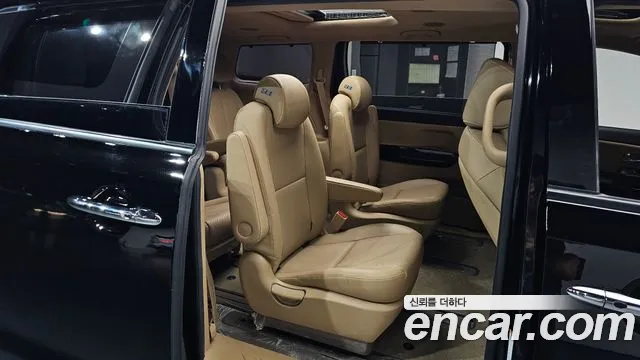Kia Carnival 2020 thumb 10