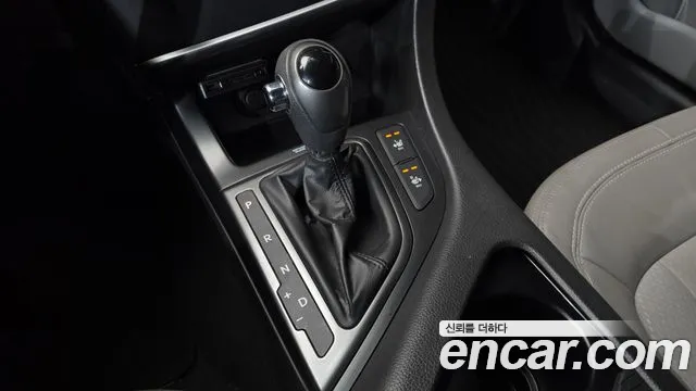 Kia K5 2011 thumb 9