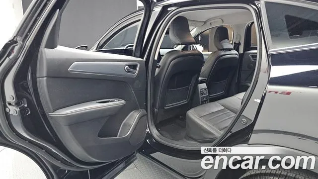 Renault-KoreaSamsung Arkana 2021 thumb 12