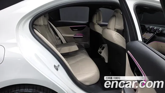 Mercedes-Benz C-Класс 2025 thumb 10
