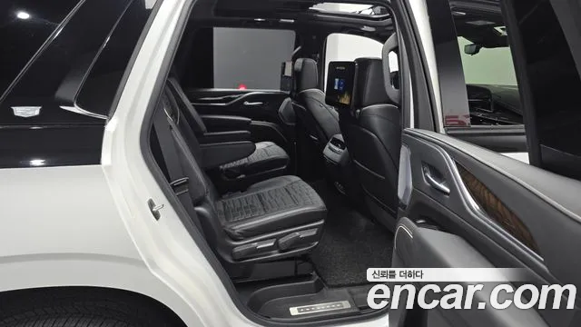 Cadillac Escalade 2024 thumb 10